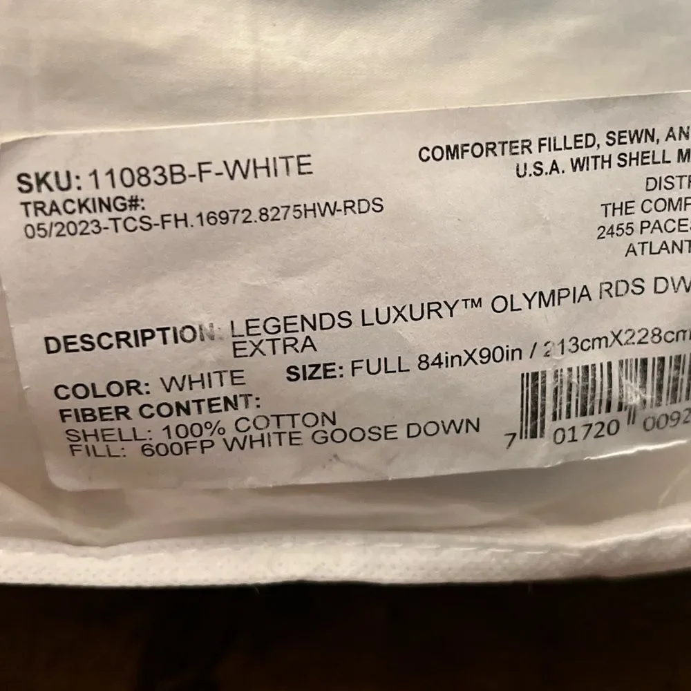 The Company Store Luxe Olympia Down Extra Warmth Comforter in White. Full Size.